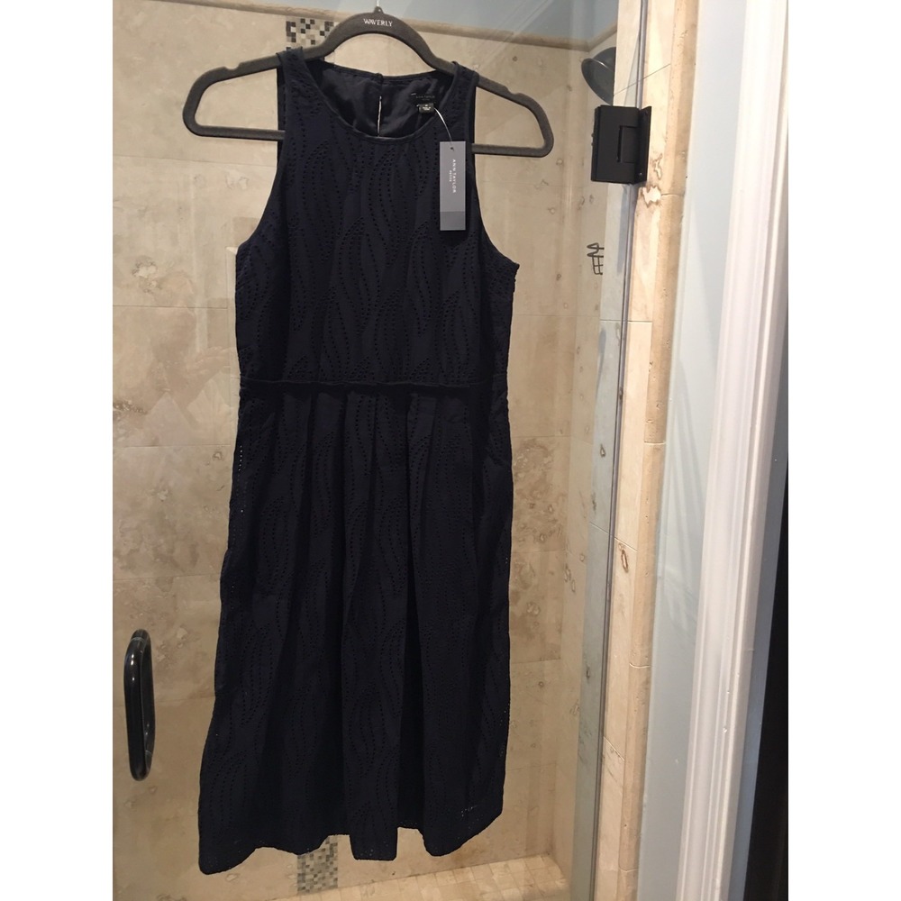 Ann Taylor Petite Navy Blue Eyelet Lace Sheath Dress Size 0P NWT 22920317